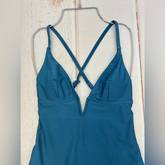 Swimsuit One Piece Bathing Suit Deep V Neck Crisscross Back Adjustable Strap - Picture 10 of 17